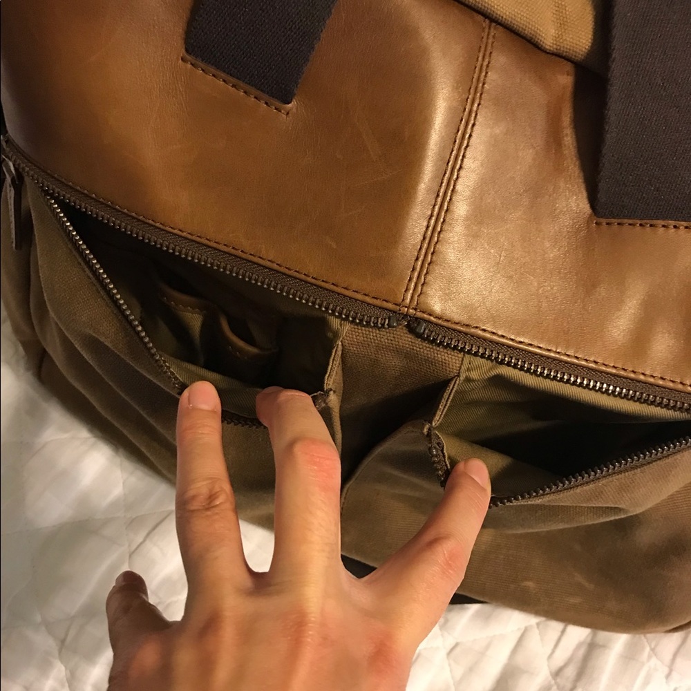 Tumi Briefcase - image 6